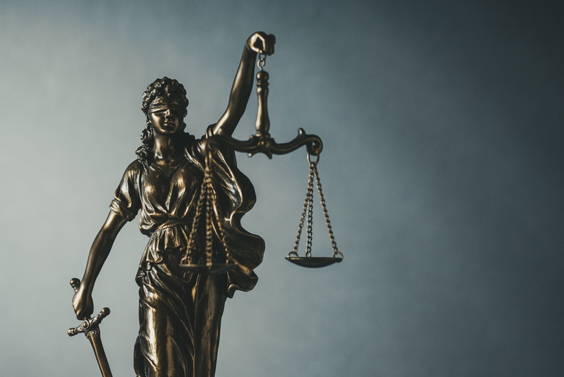 The Roles And Responsibilities Of A Criminal Defense Lawyer
